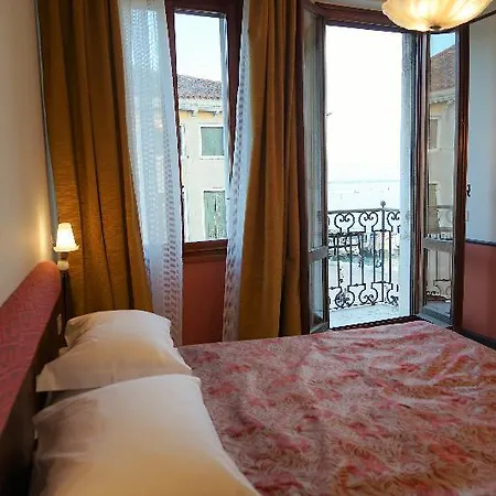 Gabrielli - Starhotels Collezione Hotel 5*