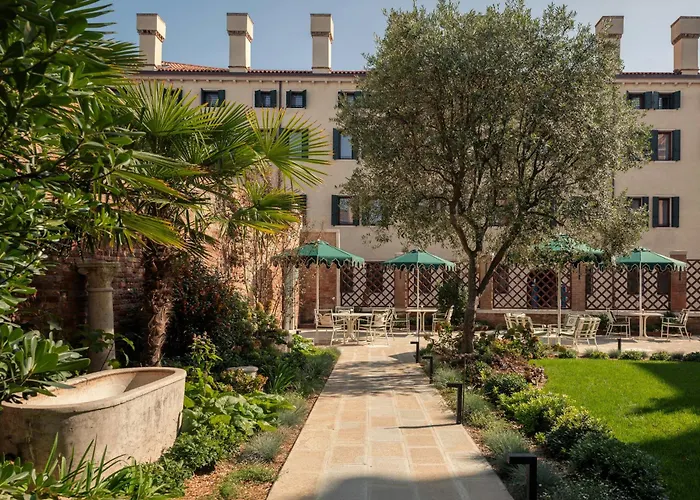 ホテル Gabrielli - Starhotels Collezione 5*